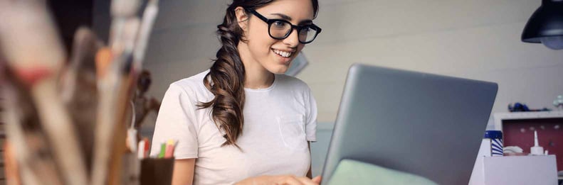 woman on laptop